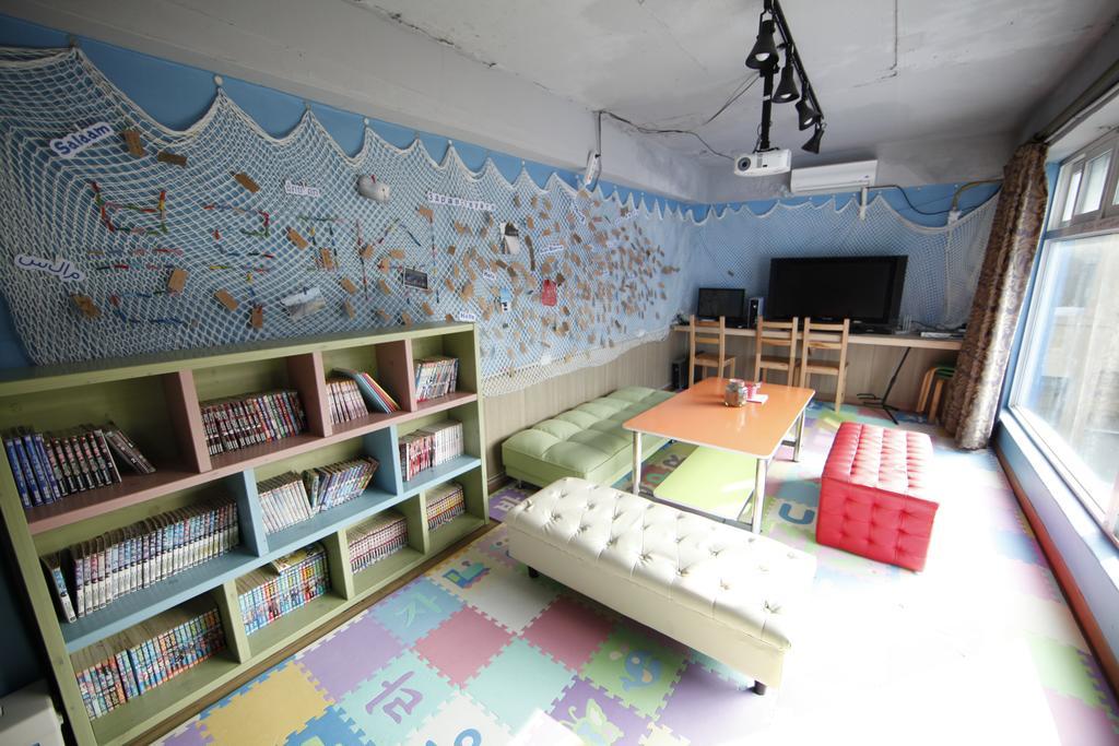 Bluefish Guesthouse Пусан Екстериор снимка