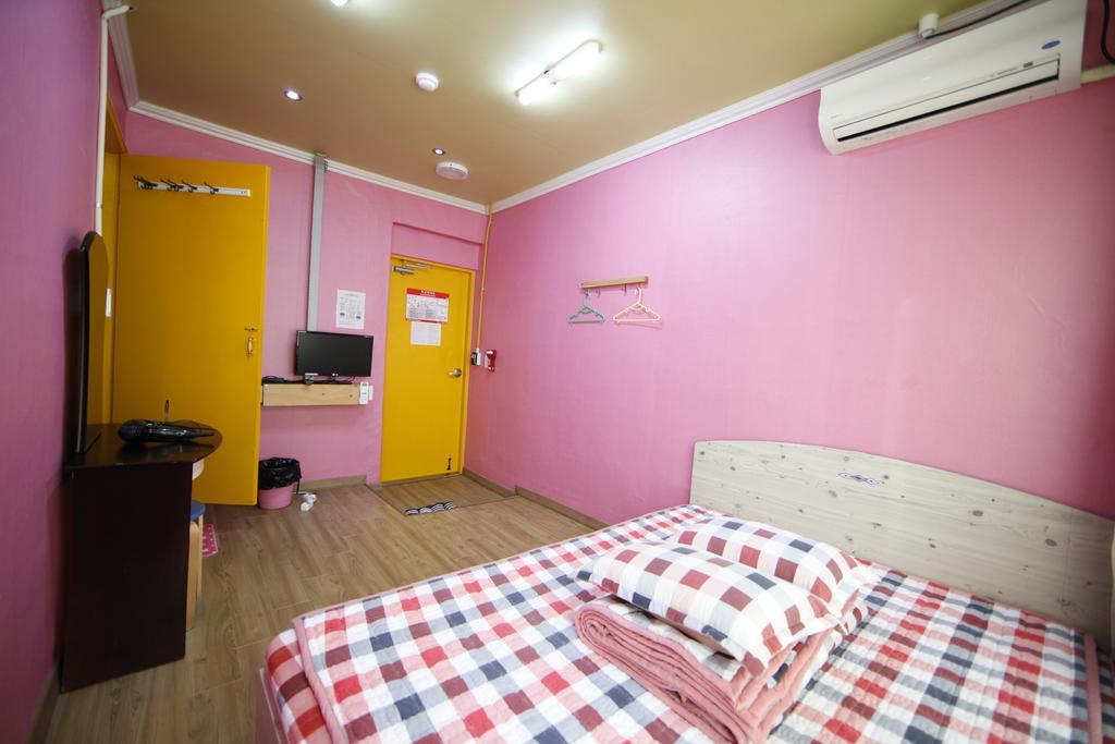 Bluefish Guesthouse Пусан Екстериор снимка